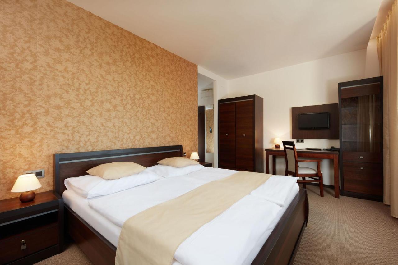 Hotel Slunny Dvur Jeseník Dış mekan fotoğraf