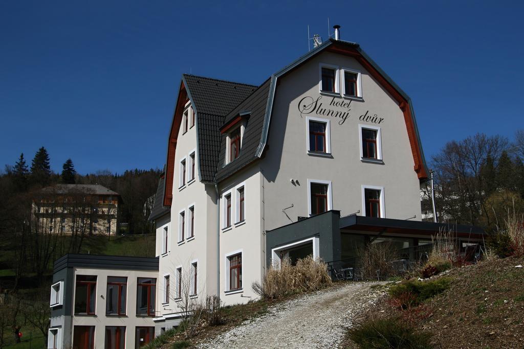 Hotel Slunny Dvur Jeseník Dış mekan fotoğraf