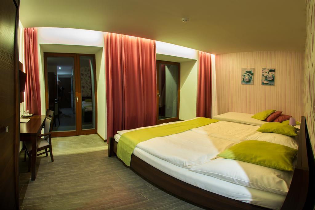 Hotel Slunny Dvur Jeseník Dış mekan fotoğraf